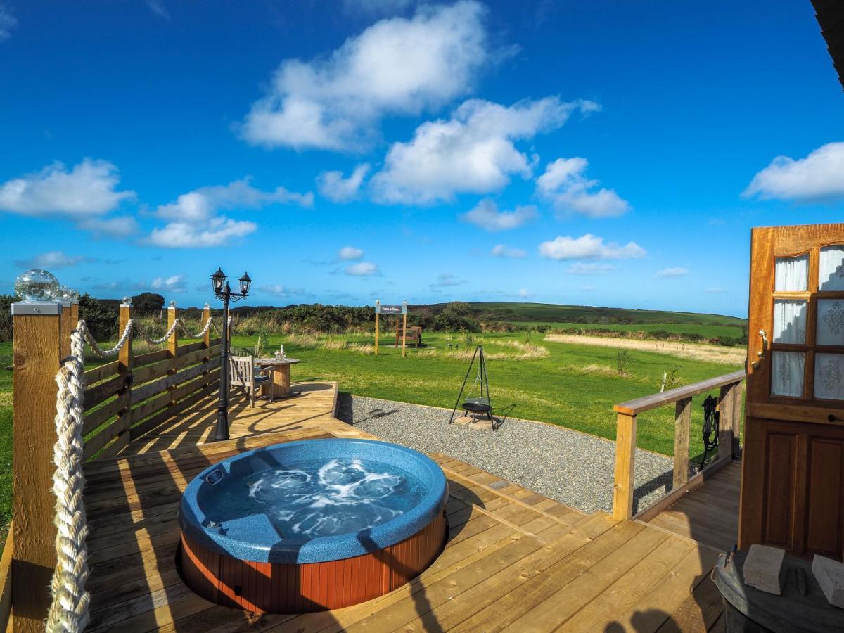 Trenewydd Farm Holiday Cottages Cardigan Luaran gambar